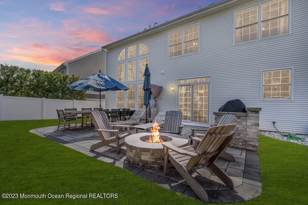 32 Springhouse Circle