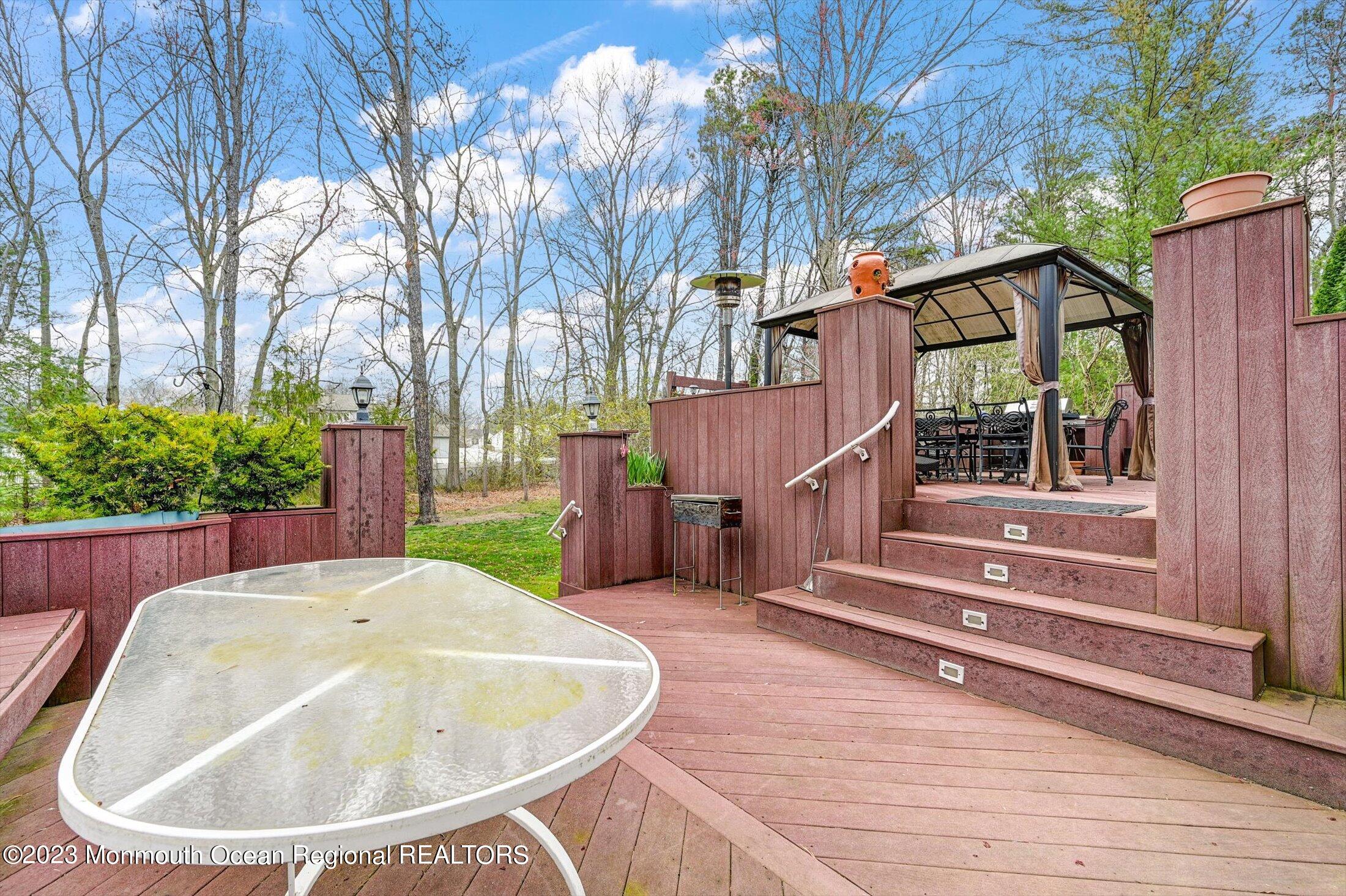 6 Welner Court