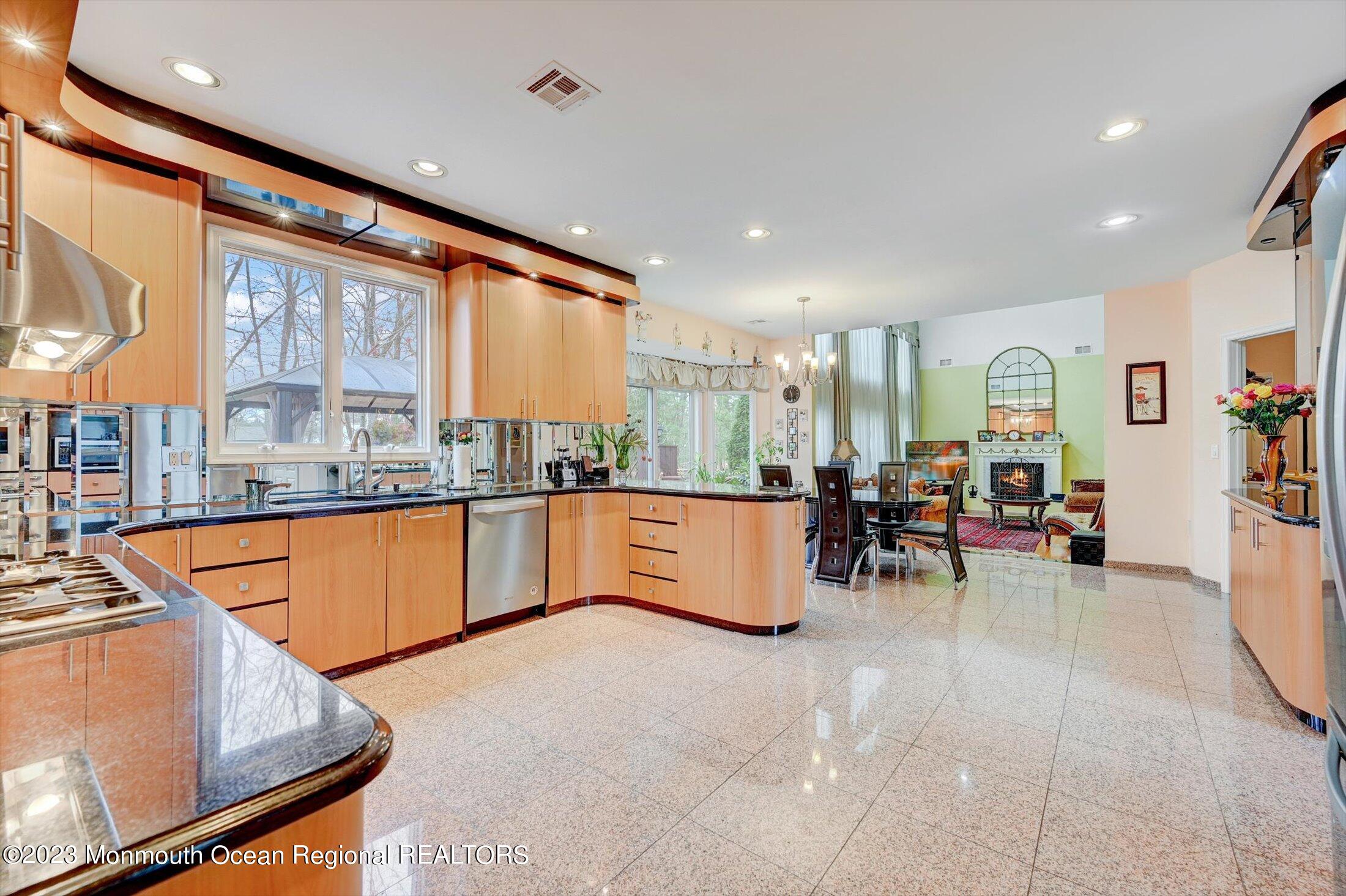 6 Welner Court