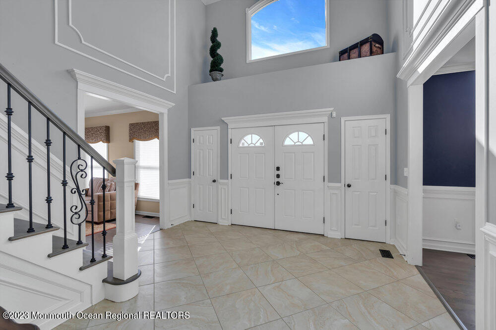 23 Hedgerow Lane