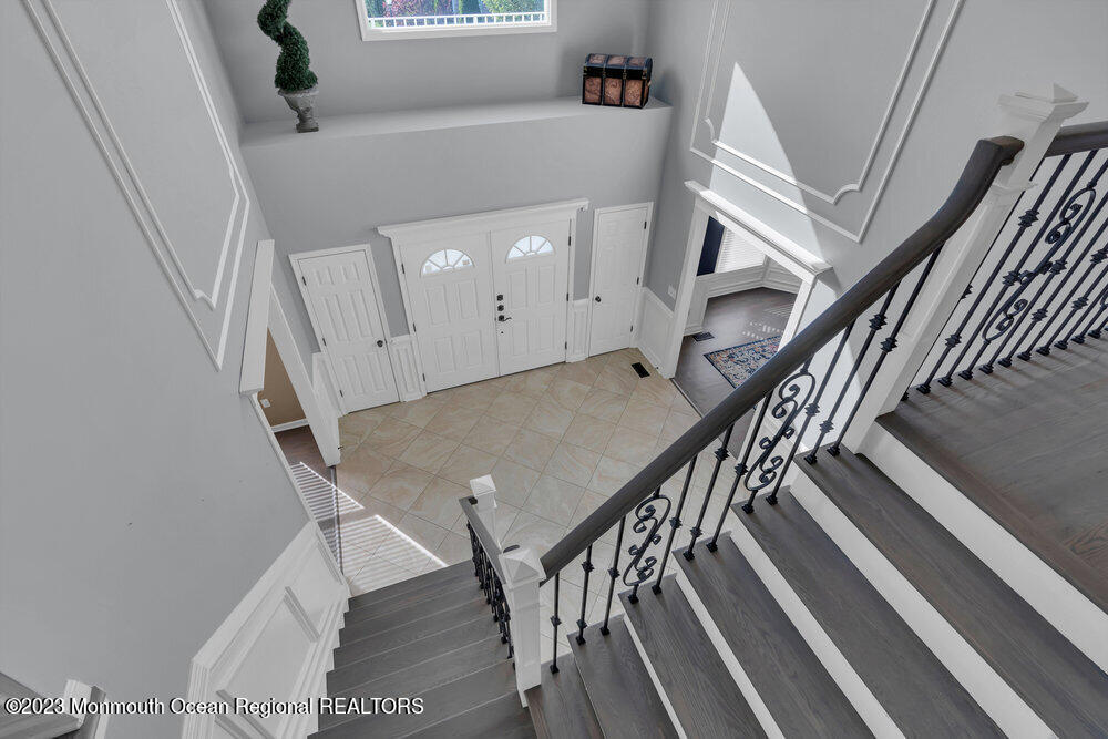23 Hedgerow Lane