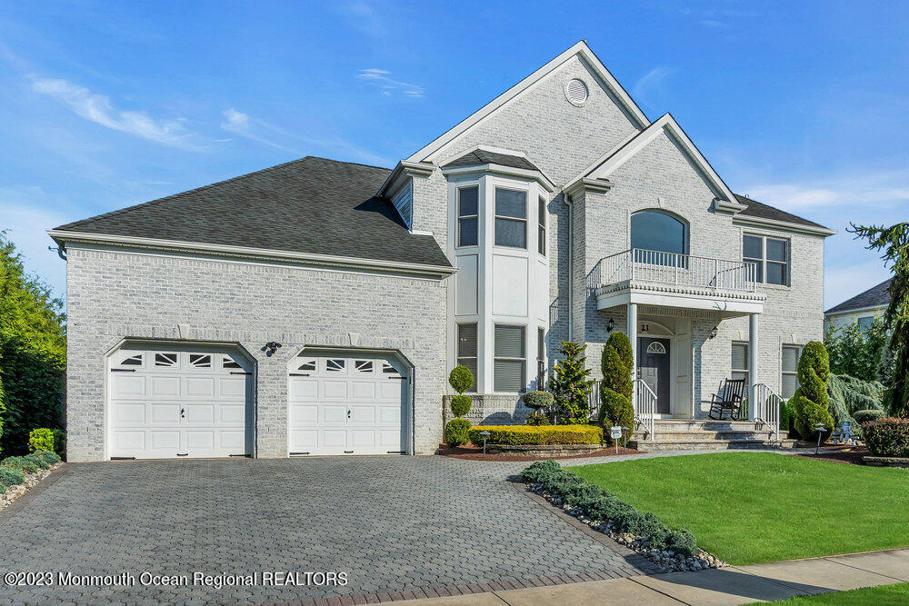 23 Hedgerow Lane