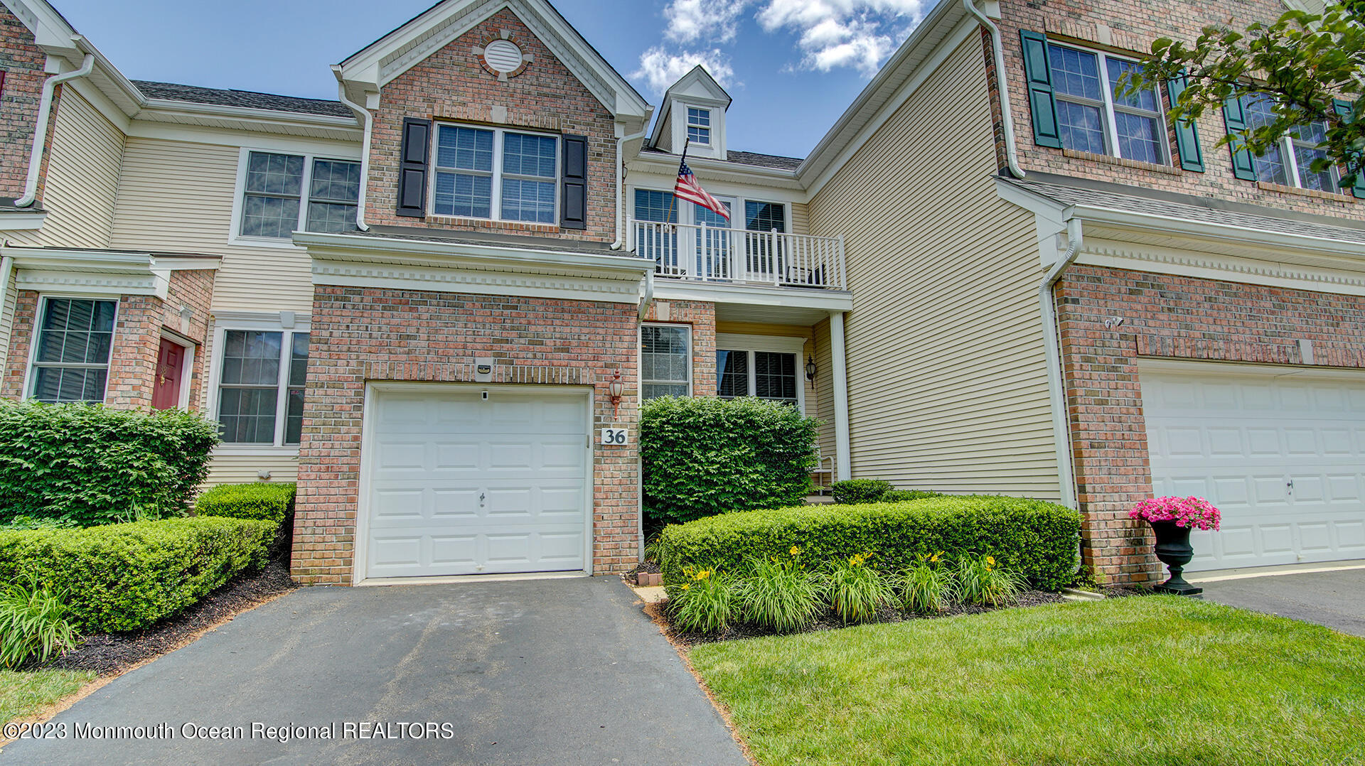 36 Deepwater Circle