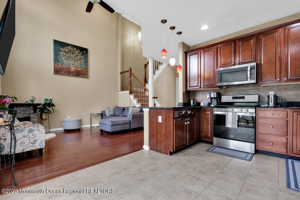 27 Demarest Drive
