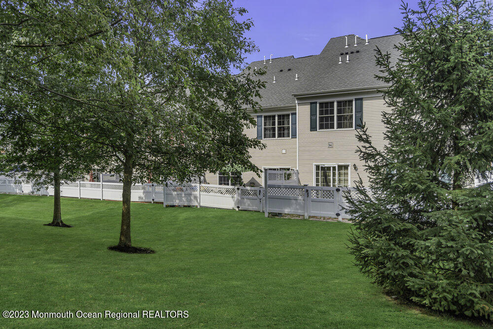 15 Fells Drive