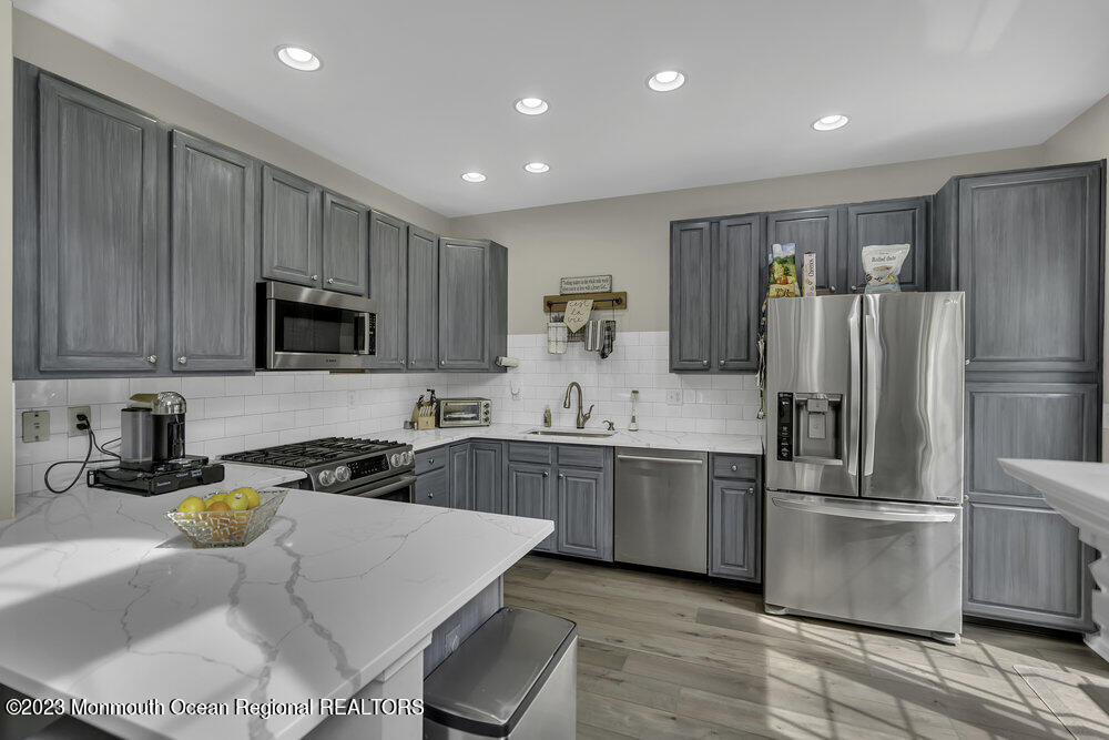 15 Fells Drive