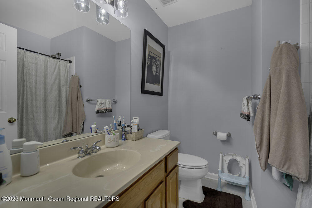 15 Fells Drive