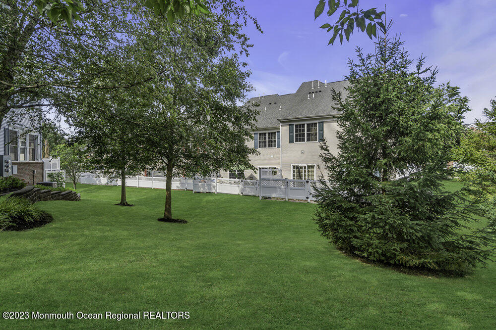 15 Fells Drive