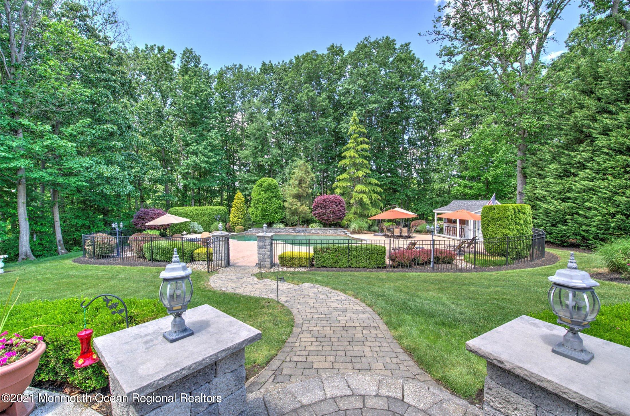 13 Appaloosa Drive