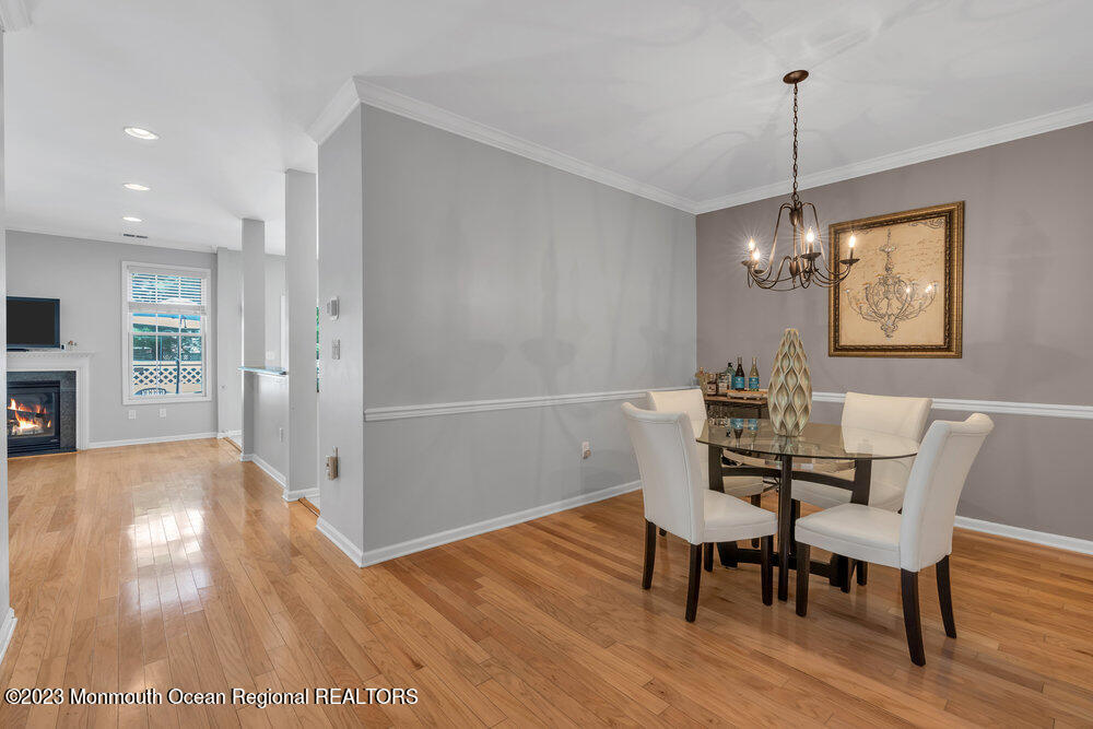 207 Deepwater Circle