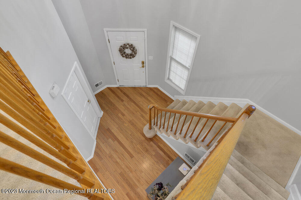 207 Deepwater Circle