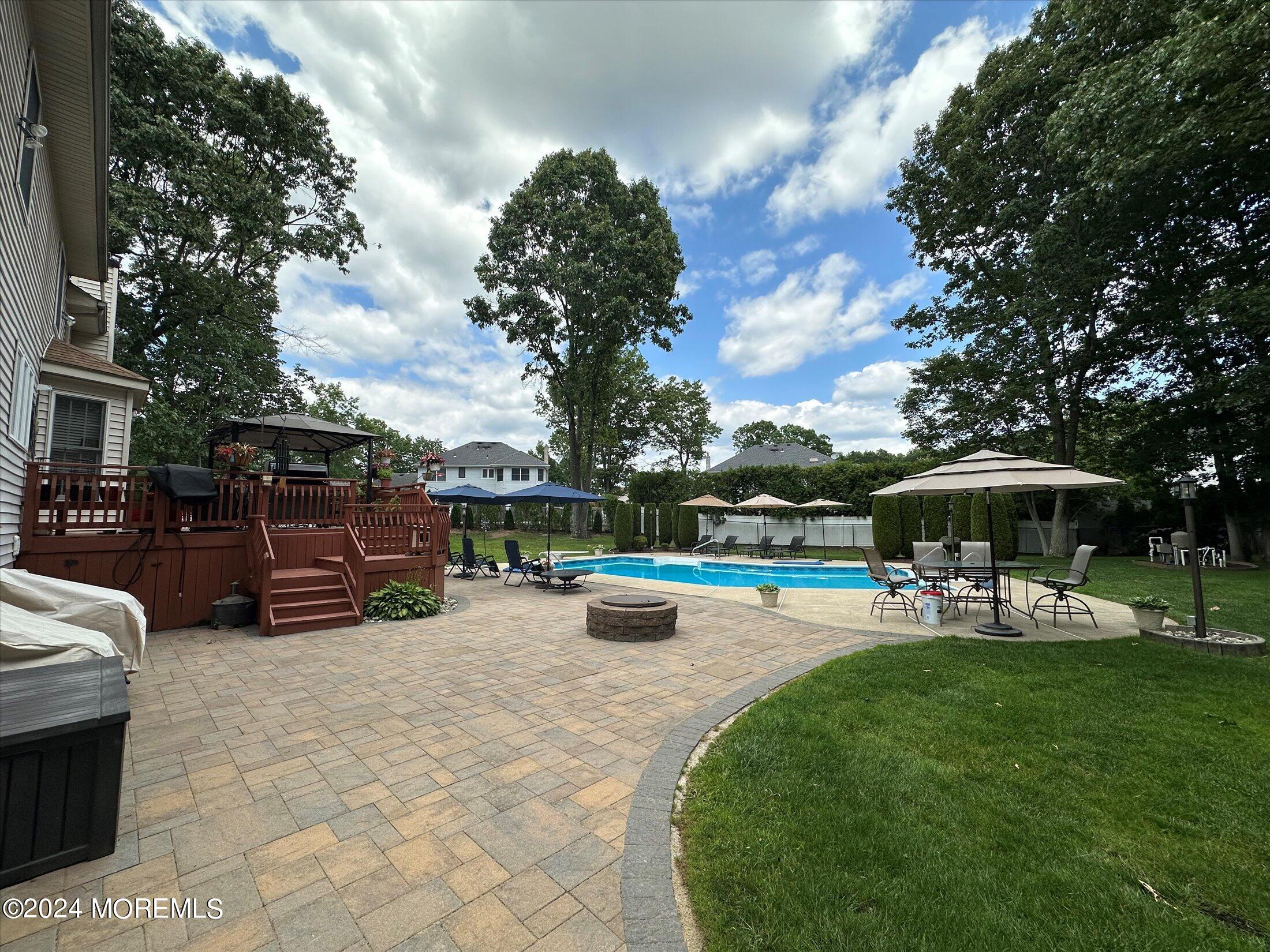 4 Joyce Court