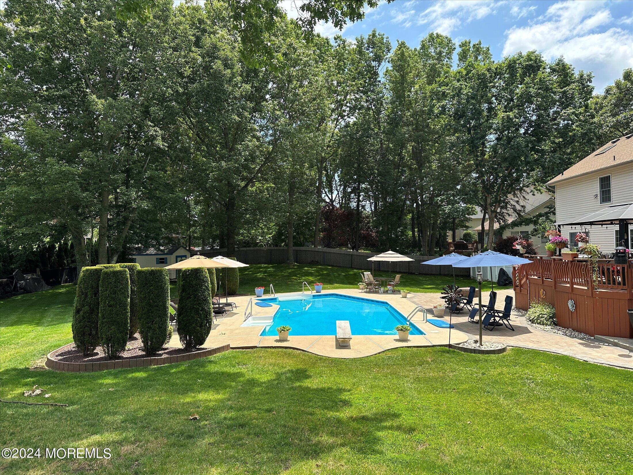 4 Joyce Court