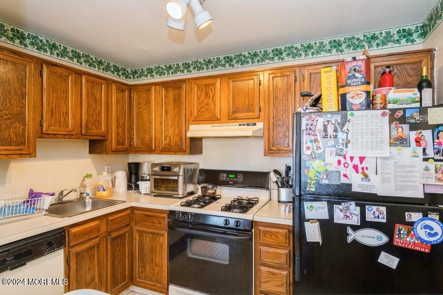 405 Brookview Court