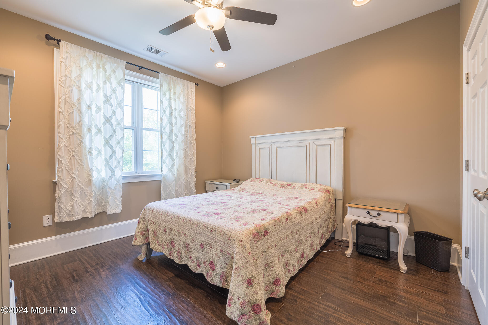 126 Princeton Oval