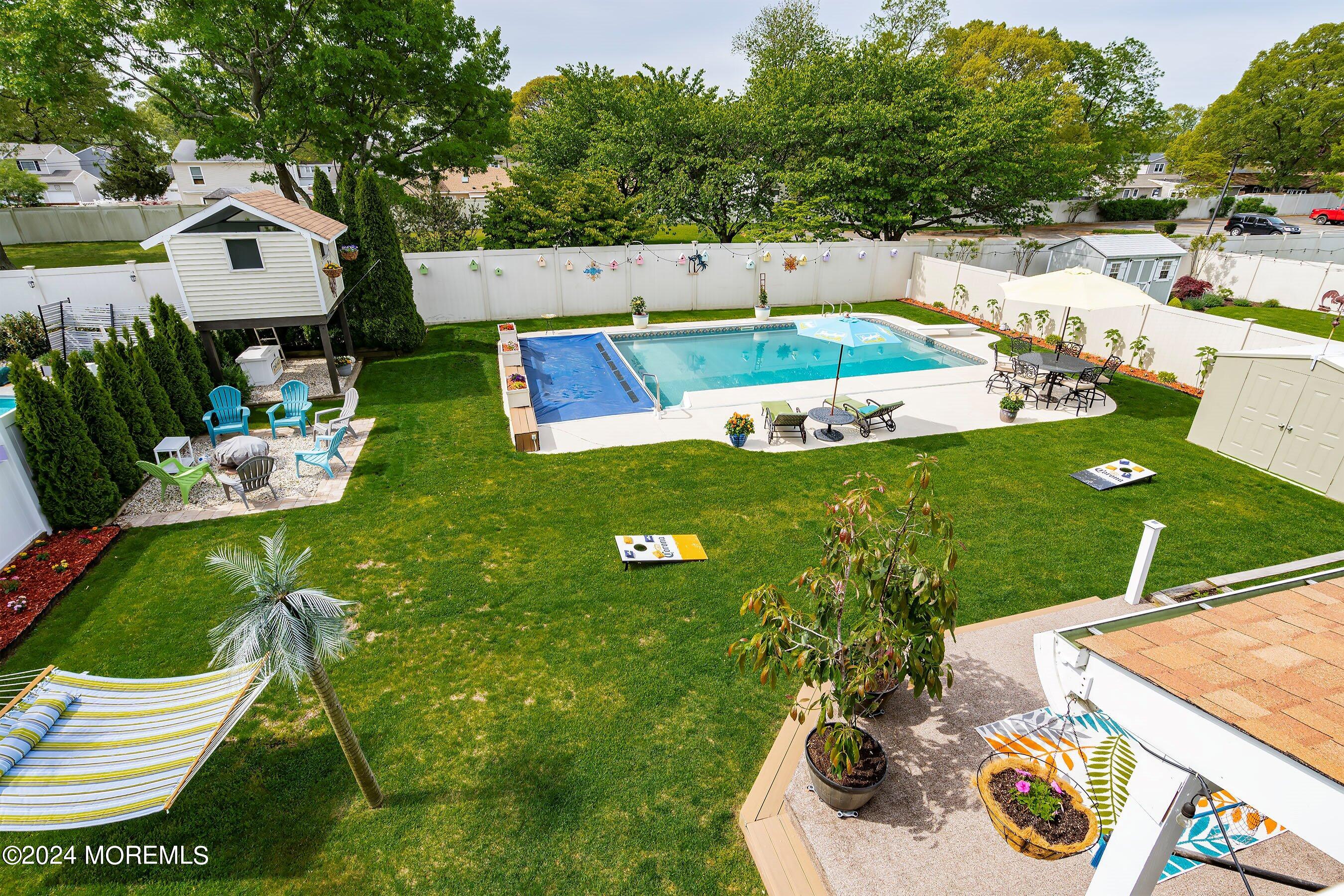 2208 North Road