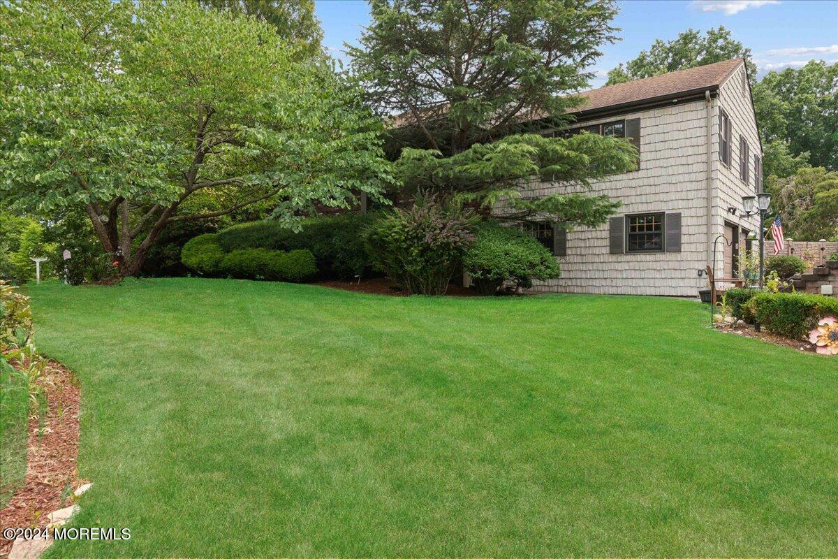 27 Spruce Street