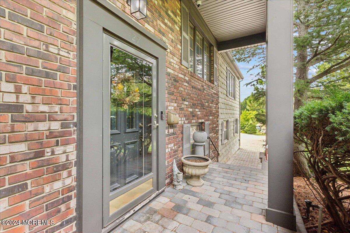 27 Spruce Street