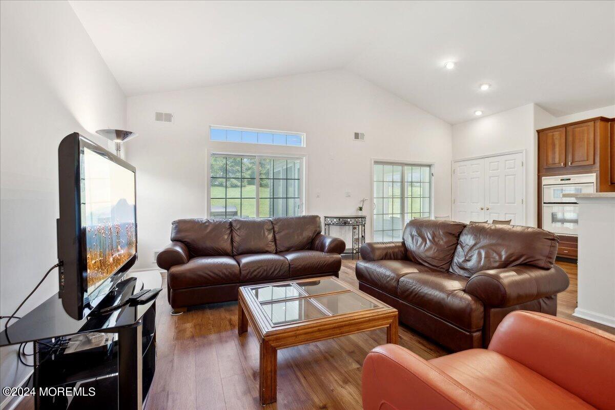 120 Murano Avenue