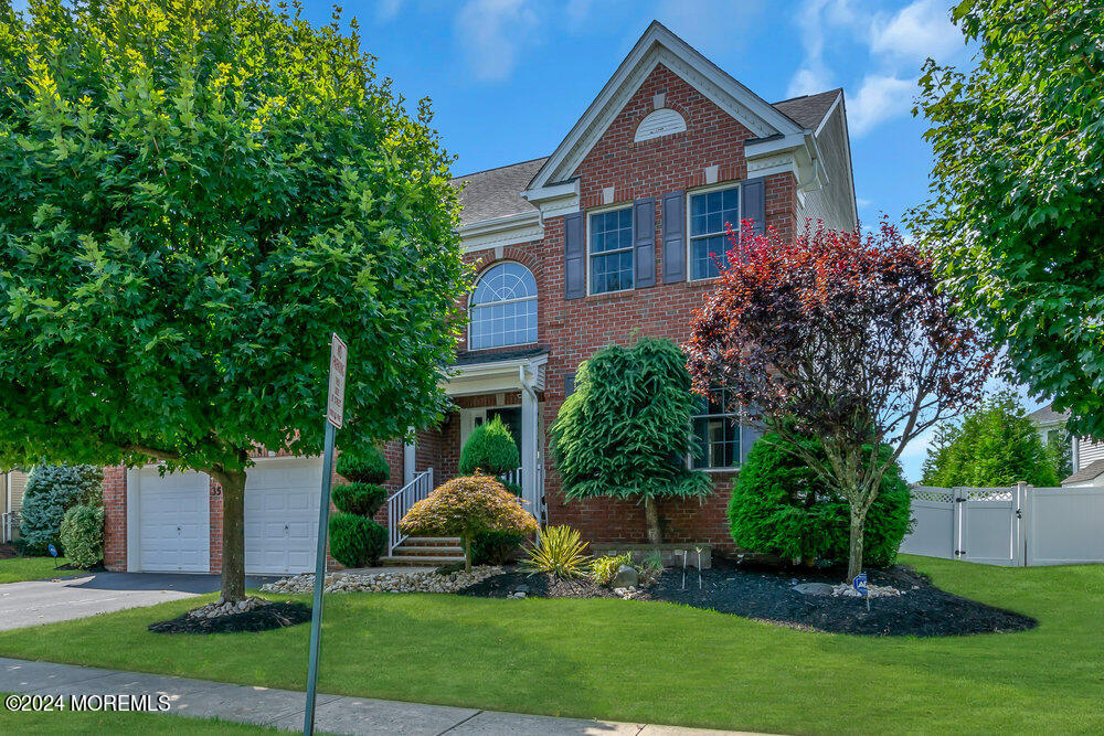 35 Springhouse Circle