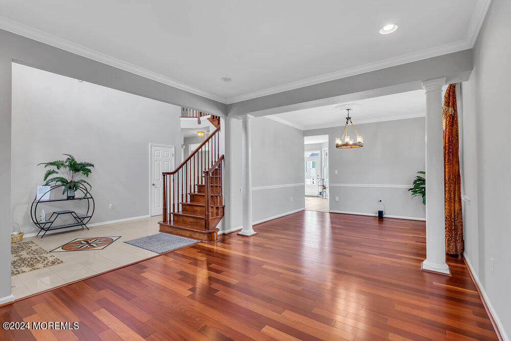 35 Springhouse Circle