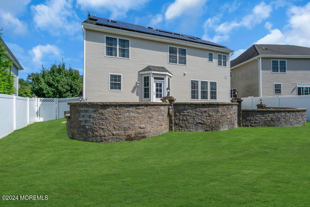 35 Springhouse Circle