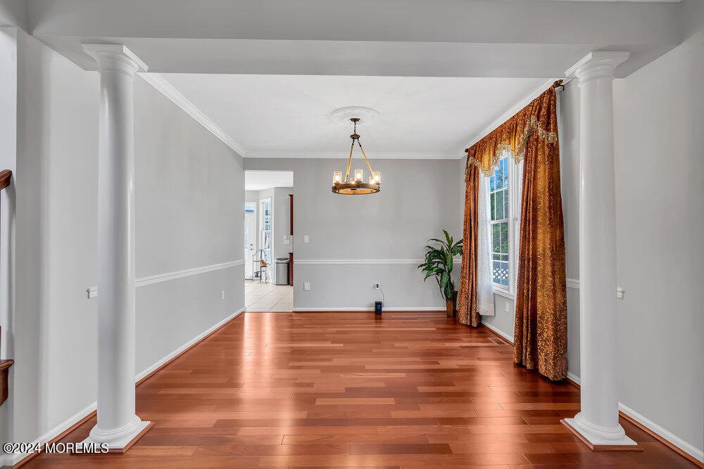 35 Springhouse Circle