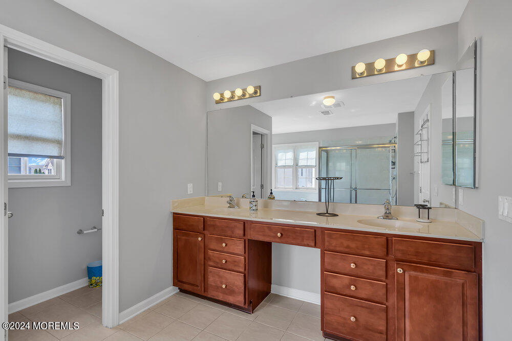 35 Springhouse Circle