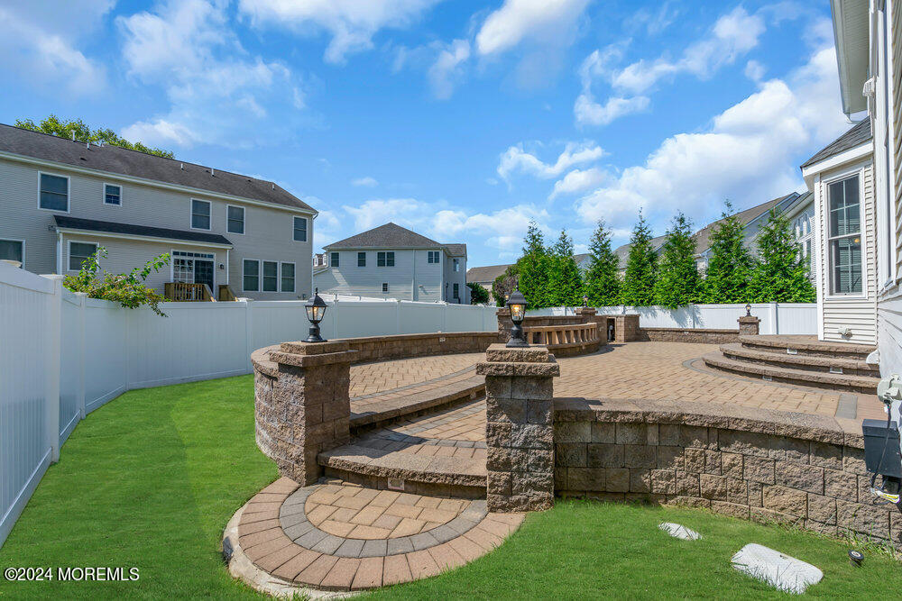 35 Springhouse Circle