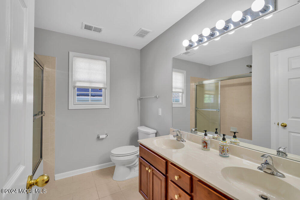 35 Springhouse Circle