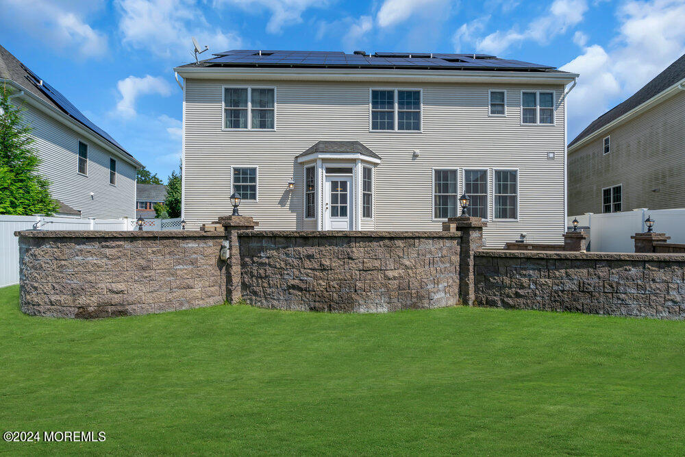 35 Springhouse Circle