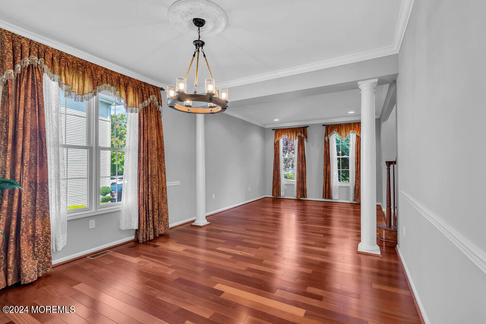 35 Springhouse Circle