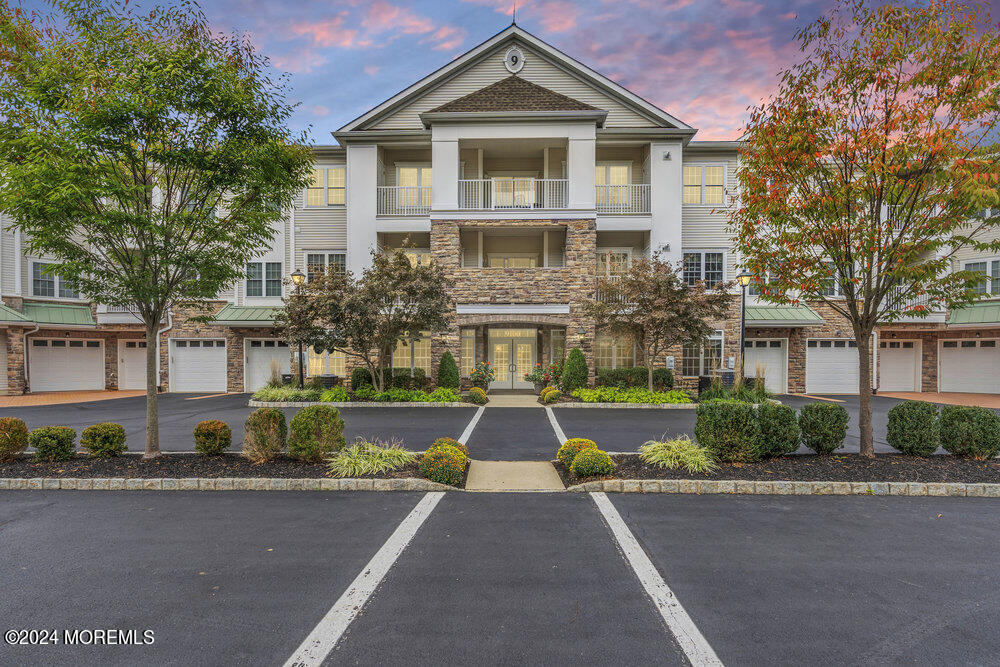 9102 Falston Circle, 9102