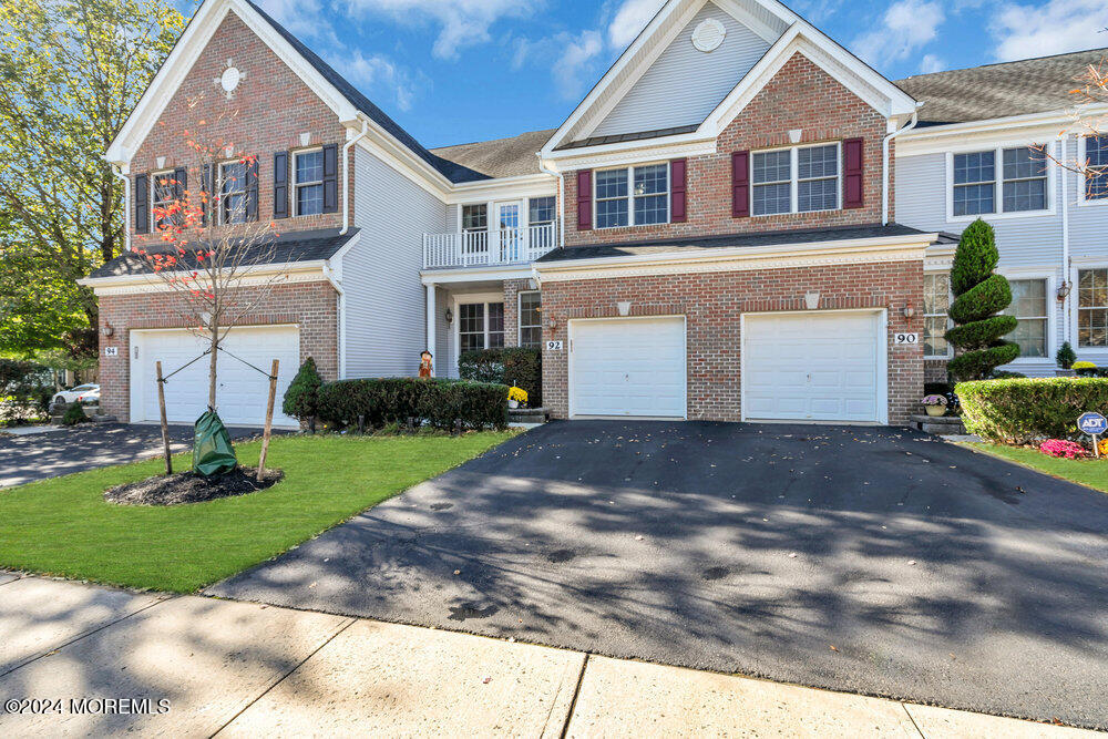 92 Deepwater Circle
