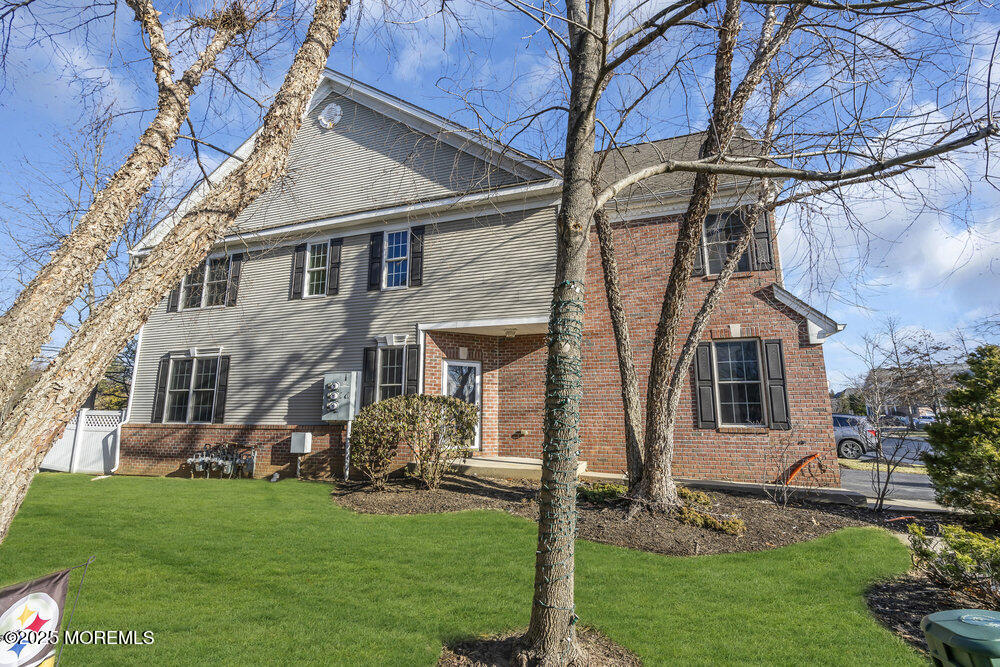 64 Deepwater Circle