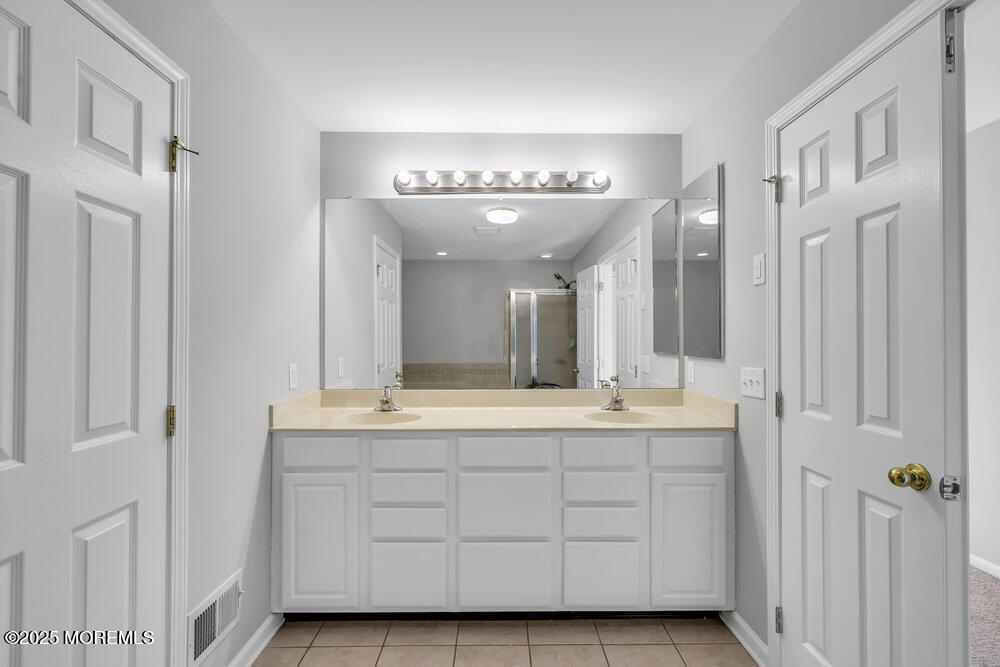 64 Deepwater Circle