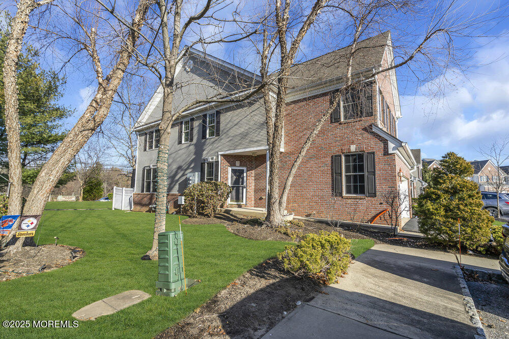 64 Deepwater Circle