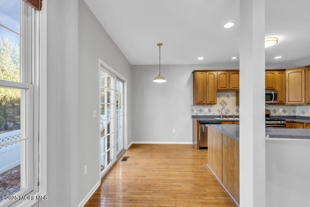 64 Deepwater Circle