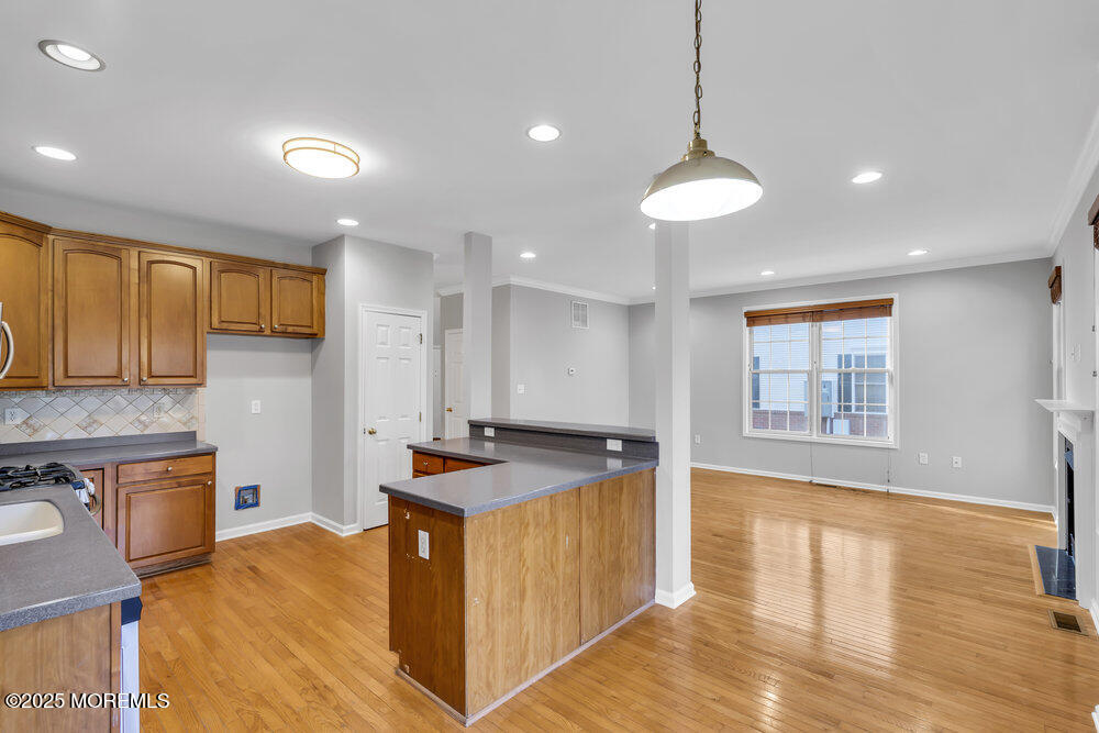 64 Deepwater Circle