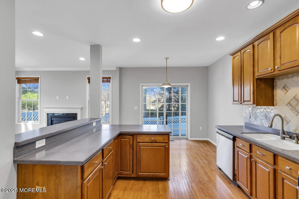 64 Deepwater Circle