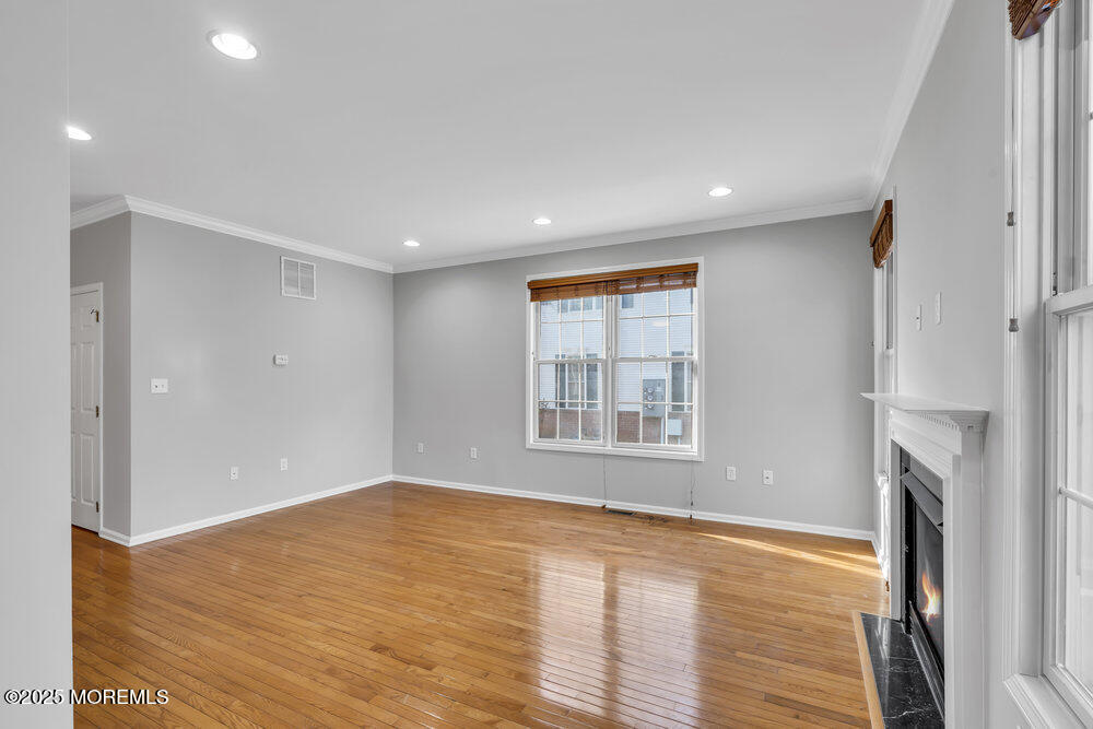 64 Deepwater Circle