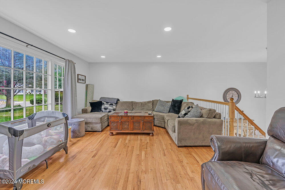 16 Mulberry Lane