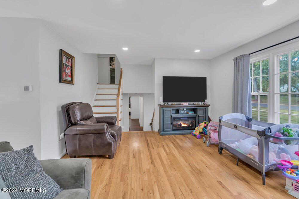 16 Mulberry Lane