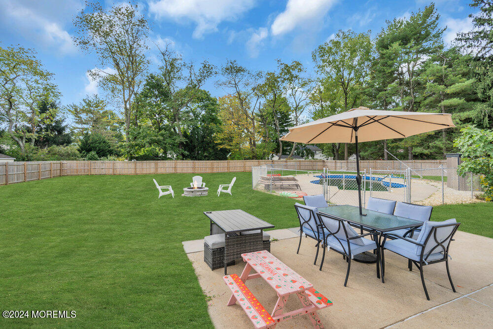 16 Mulberry Lane