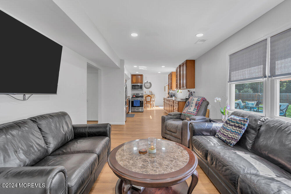 16 Mulberry Lane
