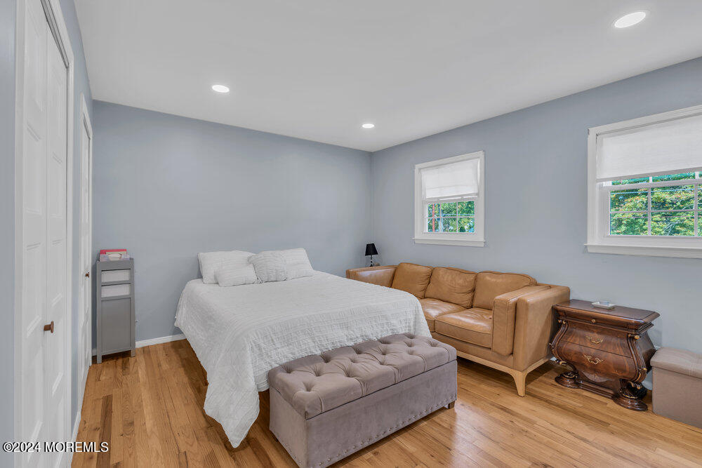 16 Mulberry Lane