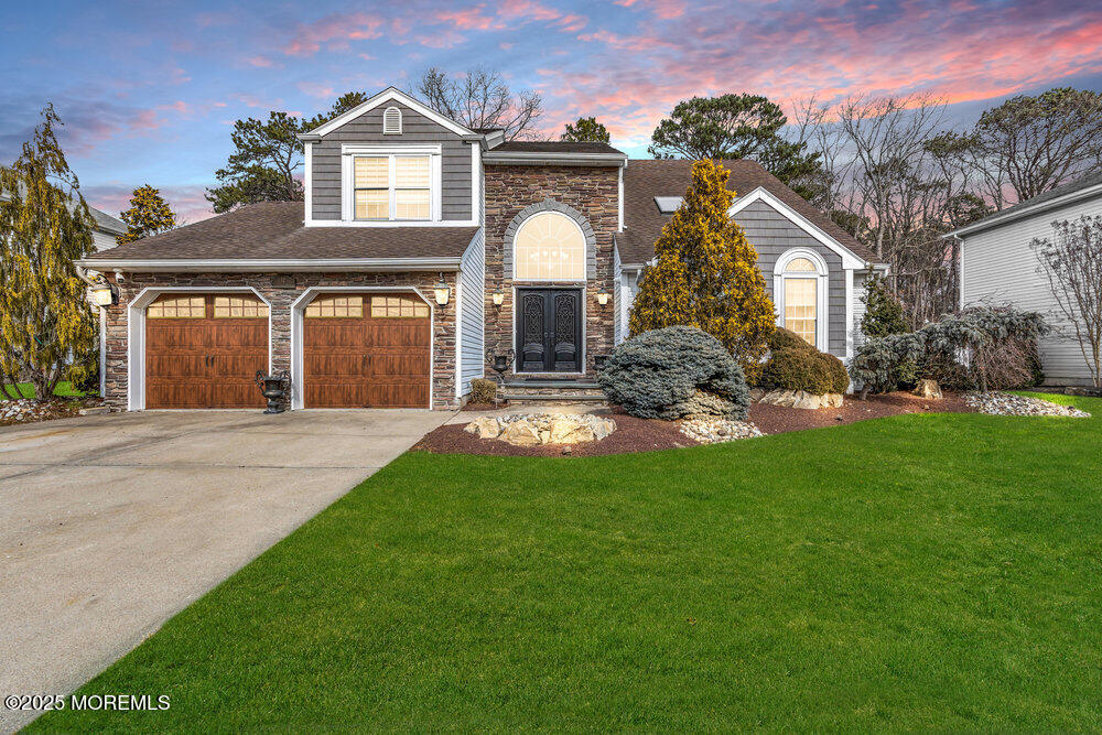 12 Jennifer Drive