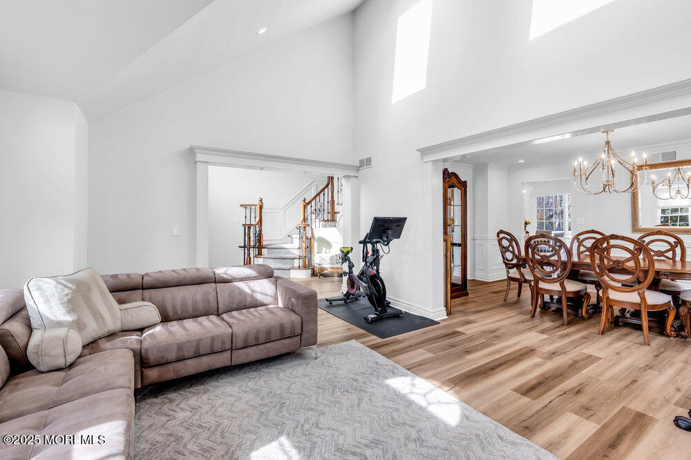 12 Jennifer Drive