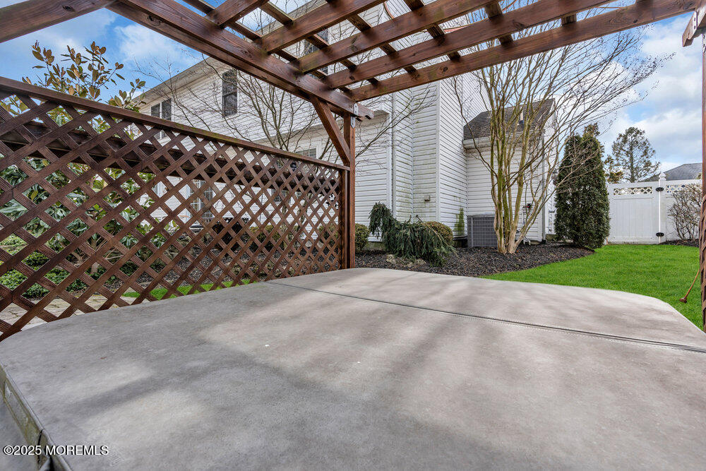 12 Jennifer Drive