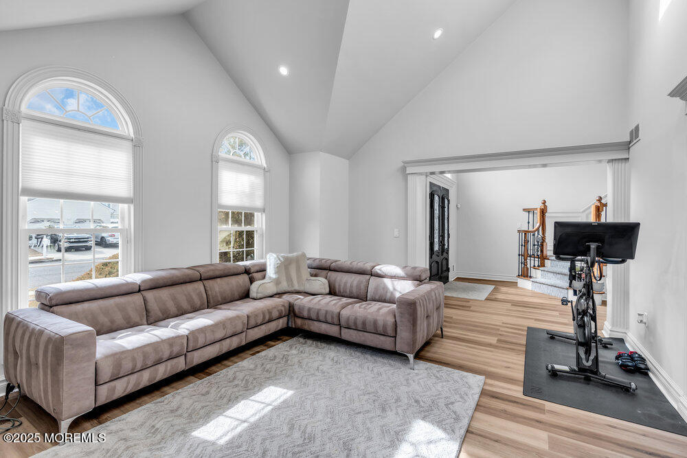 12 Jennifer Drive